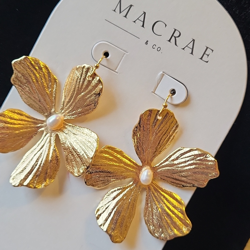 Macrae Gold Floral Drop Earrings with Pearl Center Brand New Te